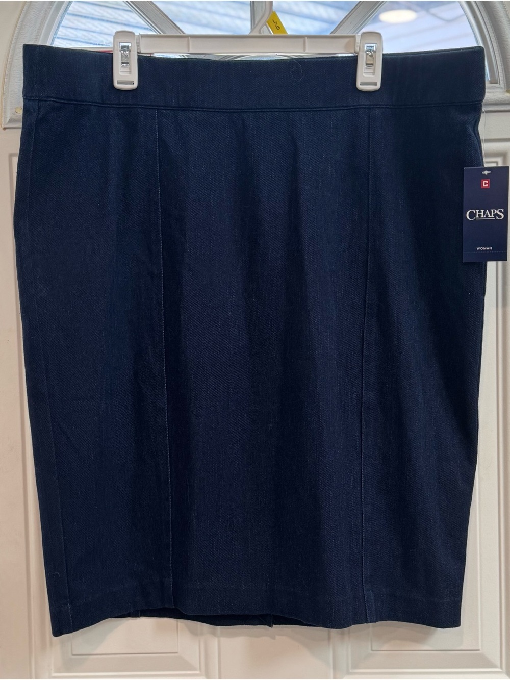 NWT Chaps Woman Dark Wash Denim Pencil Skirt ✨